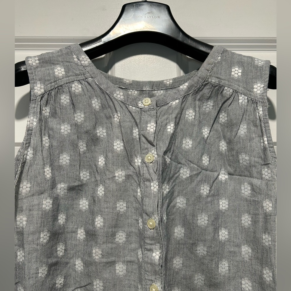Loft Gray Patterned Sleeveless Blouse - image 2